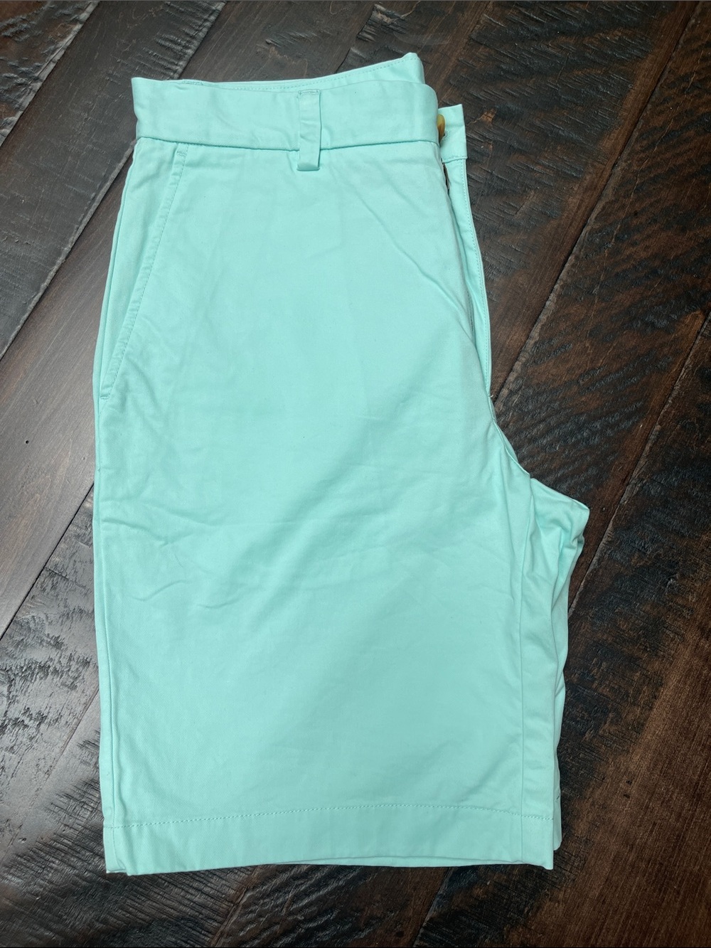 Vineyard Vines 8 Inch Stretch Breaker Shorts - Picture 2 of 8
